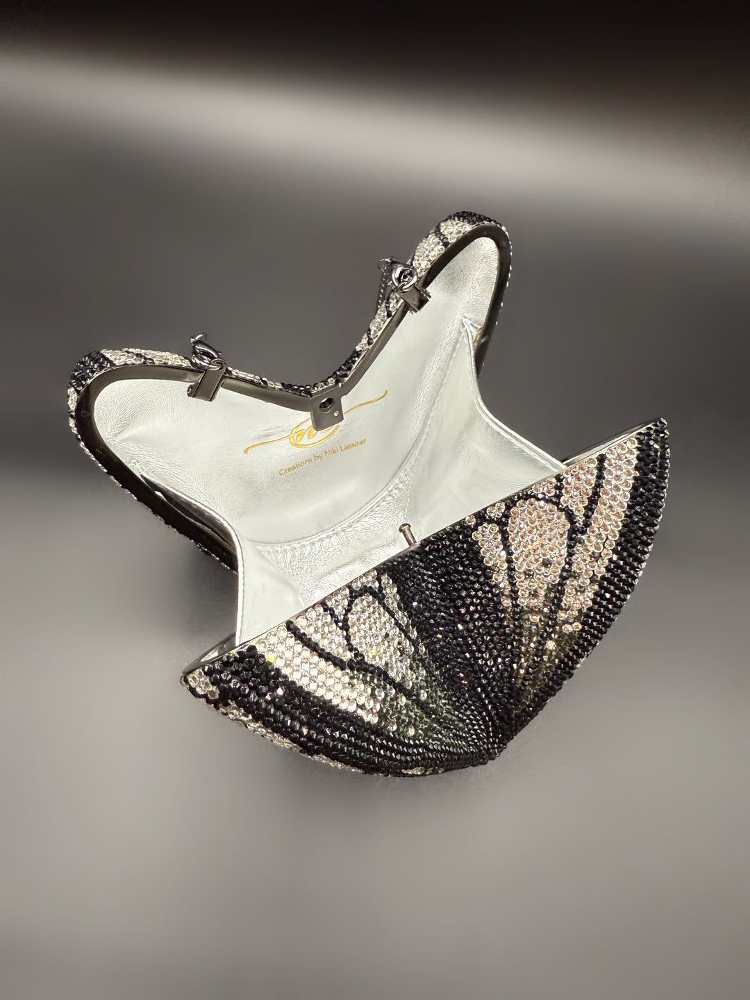 Butterfly Crystal Women Bag – Silver Luxury Edition (Black)