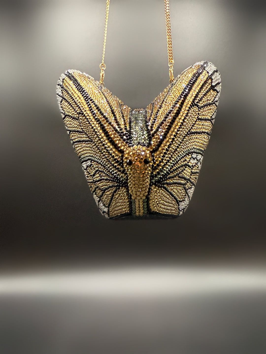 Butterfly Crystal Women Bag – Silver Luxury Edition (Gold)