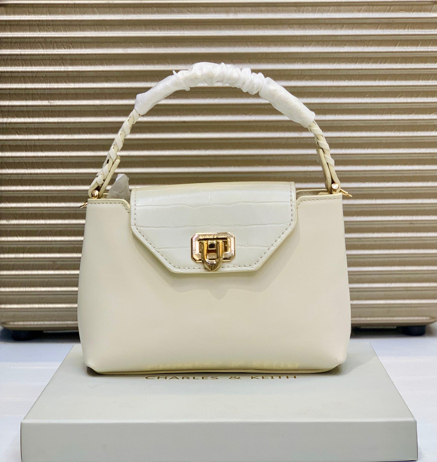 C-H-A-R-L-E-S & K-E-I-T-H Official Model Women Bag – (White)