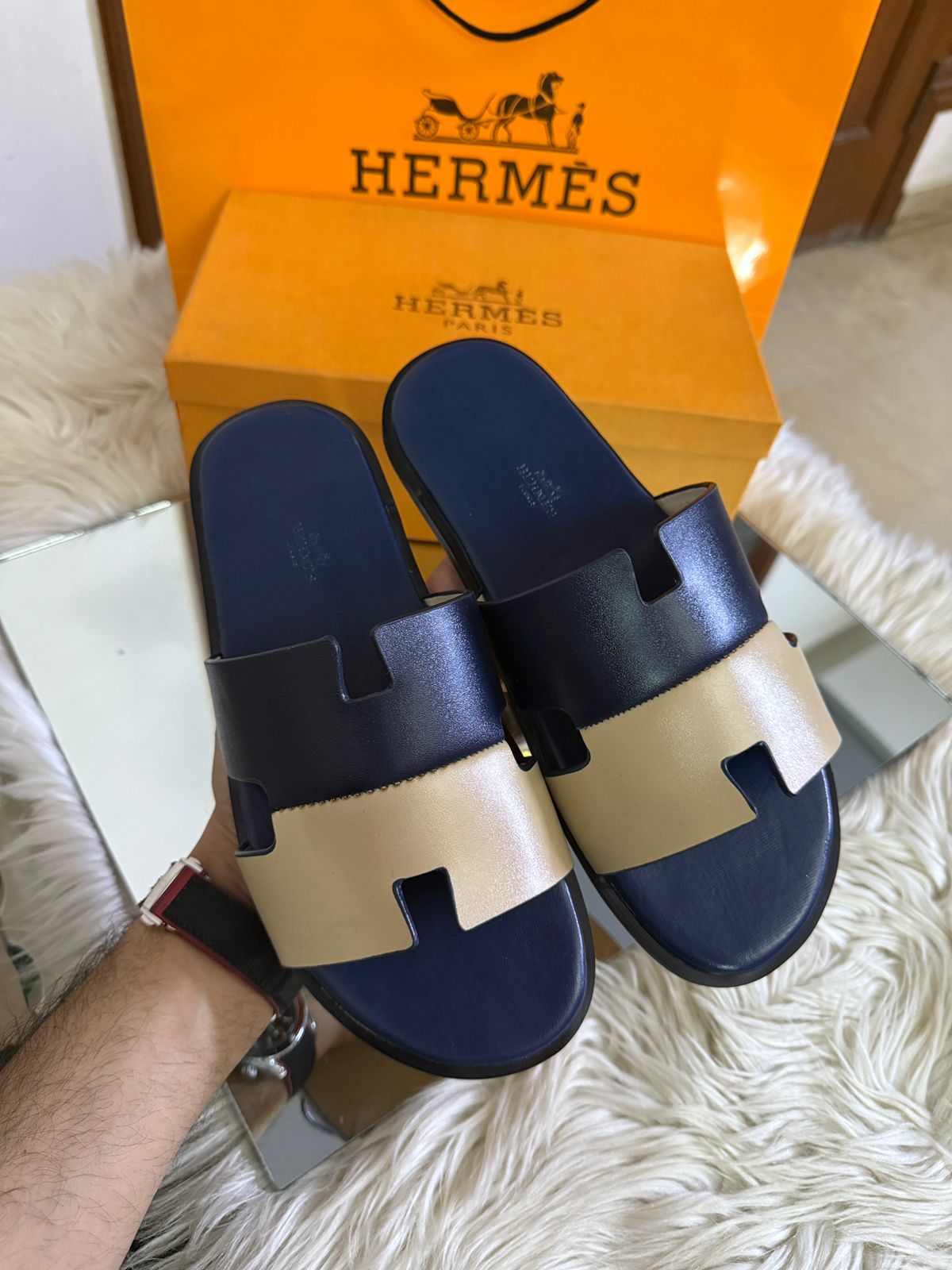 H-E-R-M-È-S Luxury Unisex Slippers – Premium Edition | (Beige)