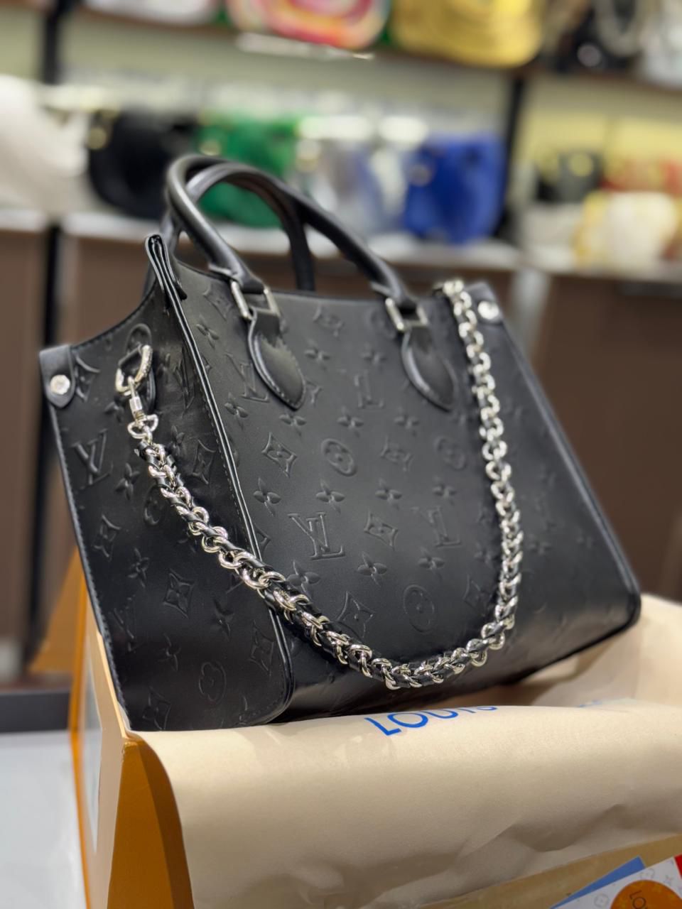 L-O-U-I-S V-U-I-T-T-O-N Luxury Structured PM Tote Women Bag – Black Calf Leather | Premium Edition