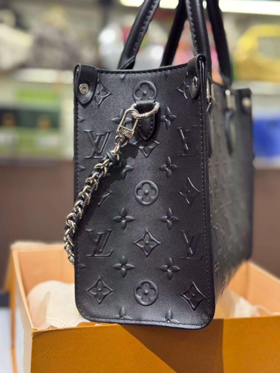 L-O-U-I-S V-U-I-T-T-O-N Luxury Structured PM Tote Women Bag – Black Calf Leather | Premium Edition