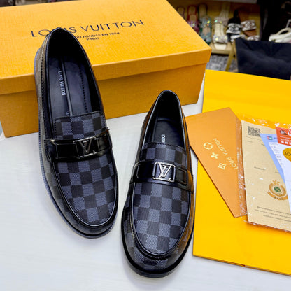 L-O-U-I-S V-U-I-T-T-O-N Luxury Gents Formal Shoes – Premium Edition | (Black)