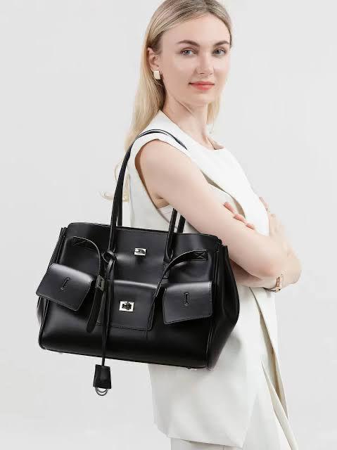 B-A-L-E-N-C-I-A-G-A Luxury Bel Air Carry Women Bag – Premium Edition (Black)
