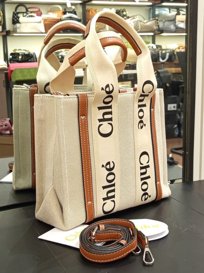 C-H-L-O-È Woody Mini Tote Women Bag in Linen – Compact Luxury