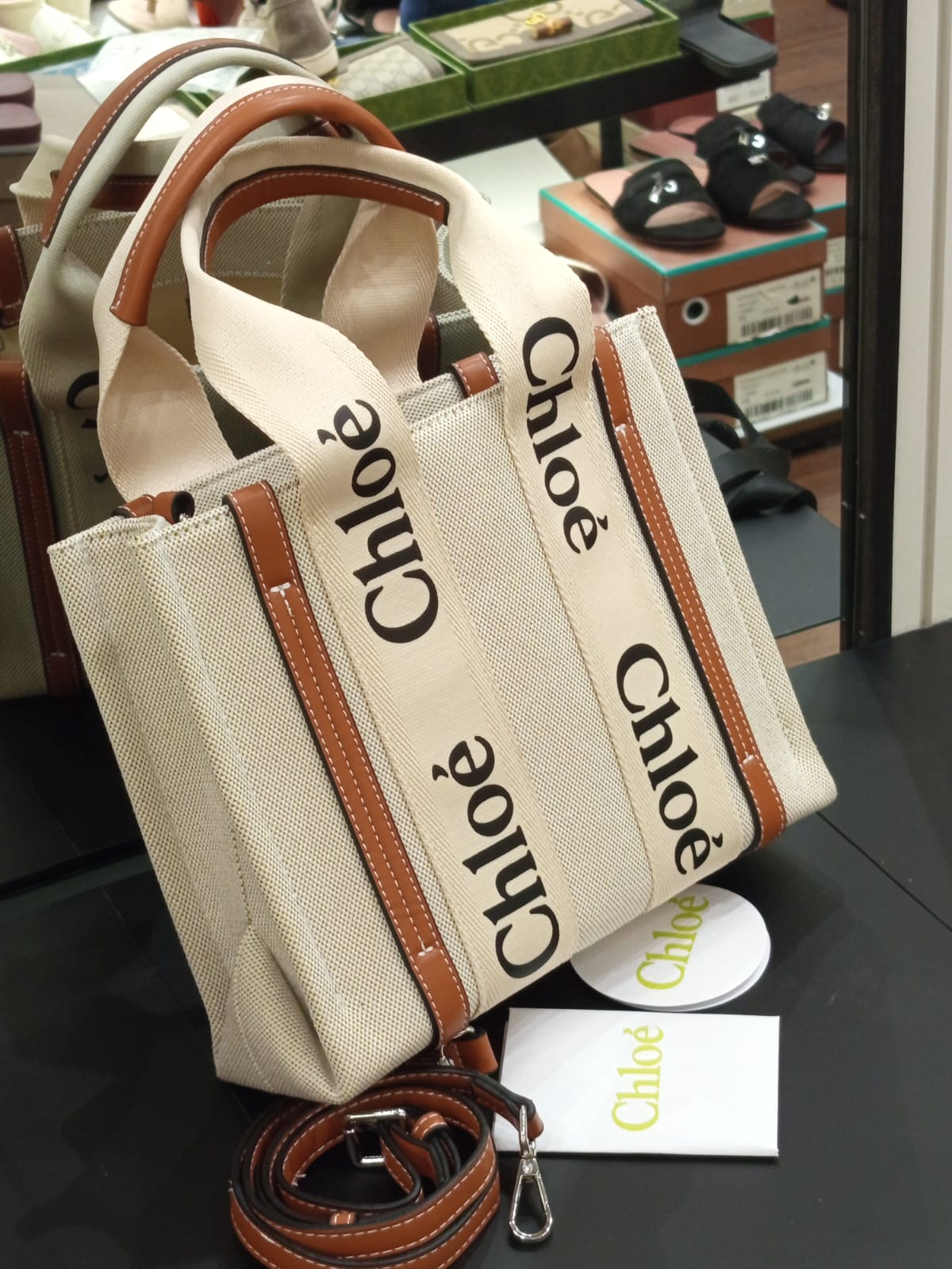 C-H-L-O-È Woody Mini Tote Women Bag in Linen – Compact Luxury