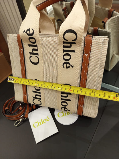 C-H-L-O-È Woody Mini Tote Women Bag in Linen – Compact Luxury