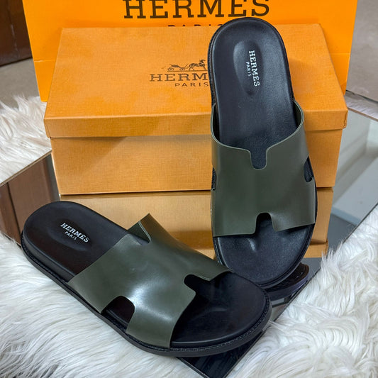 H-E-R-M-È-S Izmir Unisex Slippers – Stylish Comfort Edition (Green/Black)