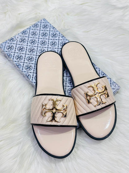 T-O-R-Y B-U-R-C-H Casual Flats – Master Class Edition (Beige/Black)