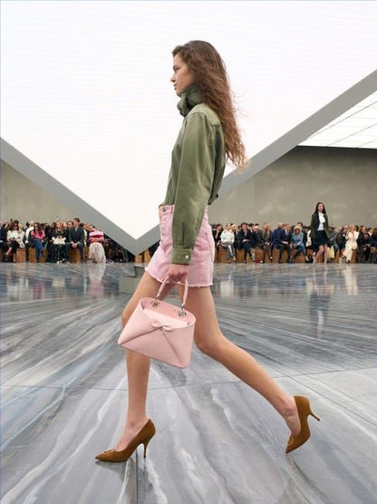 C-H-R-I-S-T-I-A-N D-I-O-R New-Era La Cigale Bag – Master Luxury Edition (Pink)