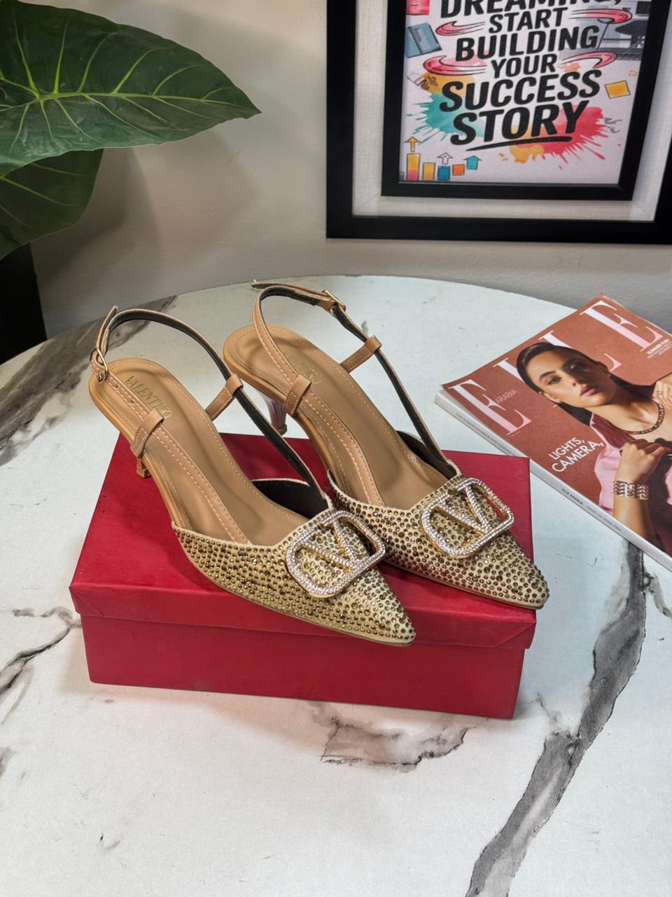 V-E-L-A-N-T-I-N-O Stone Heel – High Quality Women Footwear (Gold)
