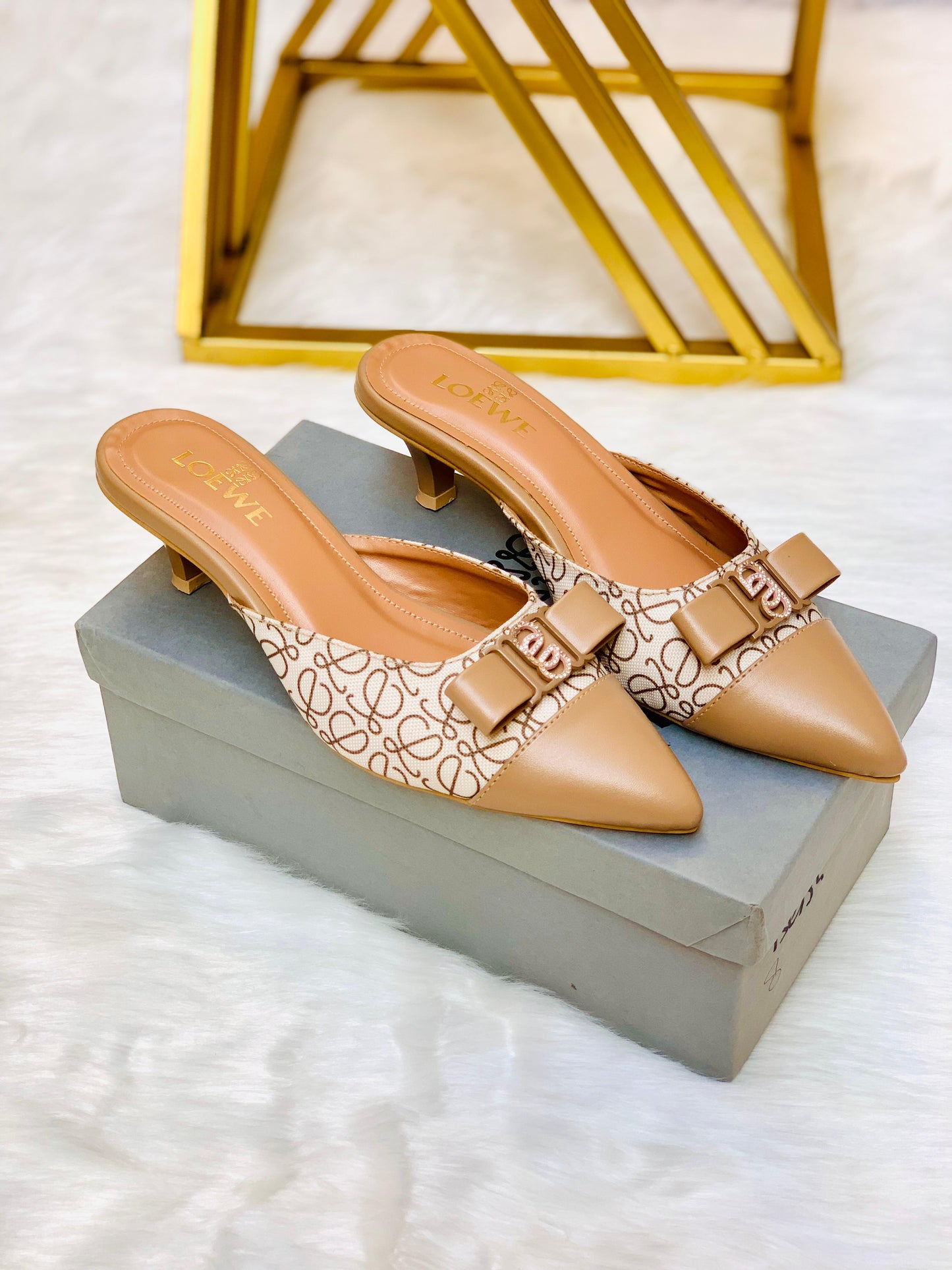 L-O-E-W-E Heels – Official Model Women Footwear (Brown)