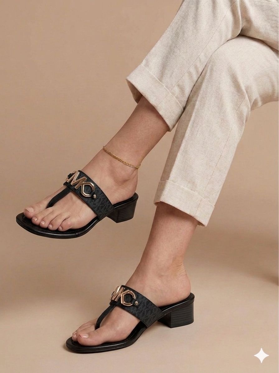 M-I-C-H-A-E-L K-O-R-S Flats – Elegant Women Footwear (Black)