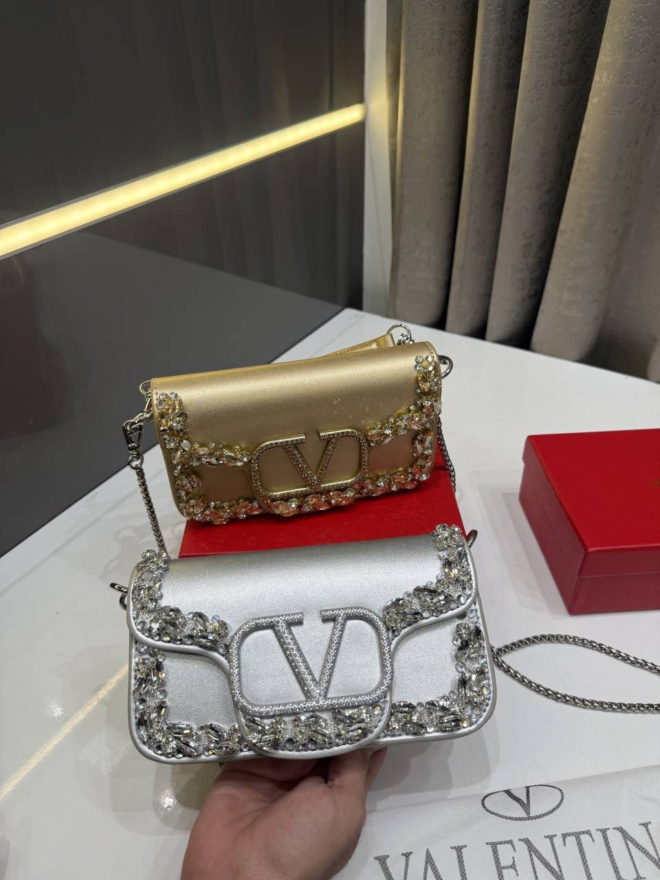 V-A-L-E-N-T-I-N-O G-A-R-A-V-A-N-I Locò Small Crossbody Women Bag – Crystal Edition (Silver Design-2)