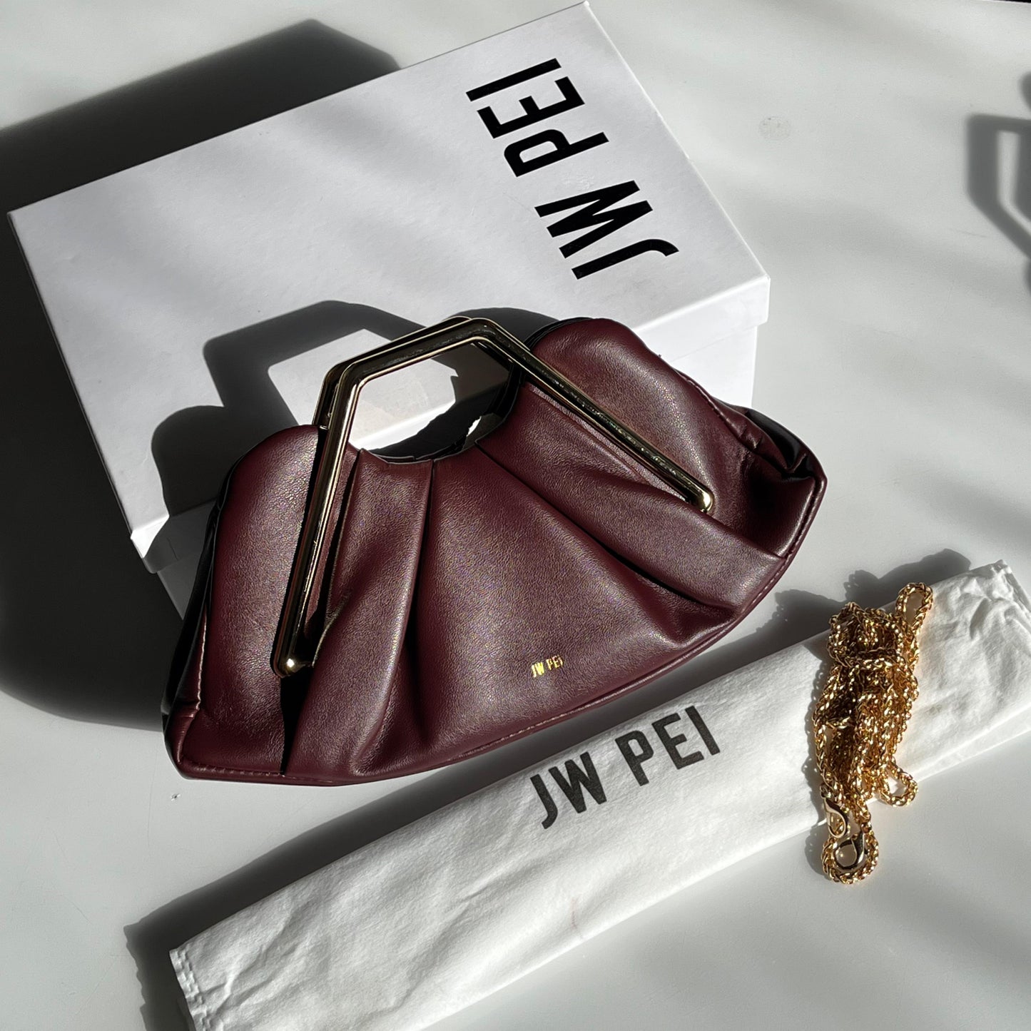 J-W P-E-I Lila Metal Frame Clutch – Elegant Women Bag (Maroon)
