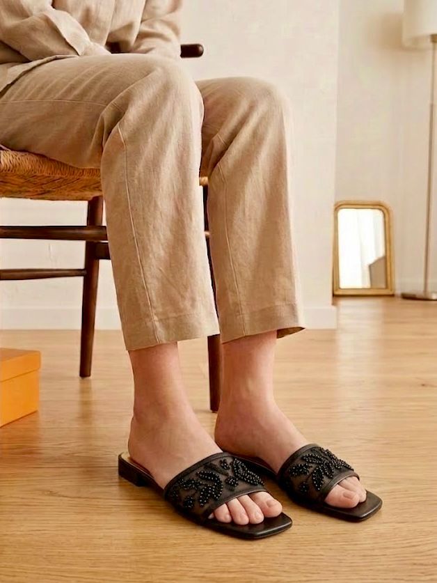 Z-A-R-A Embroidered Pearl Flat Slippers – Elegant Women Footwear (Black)