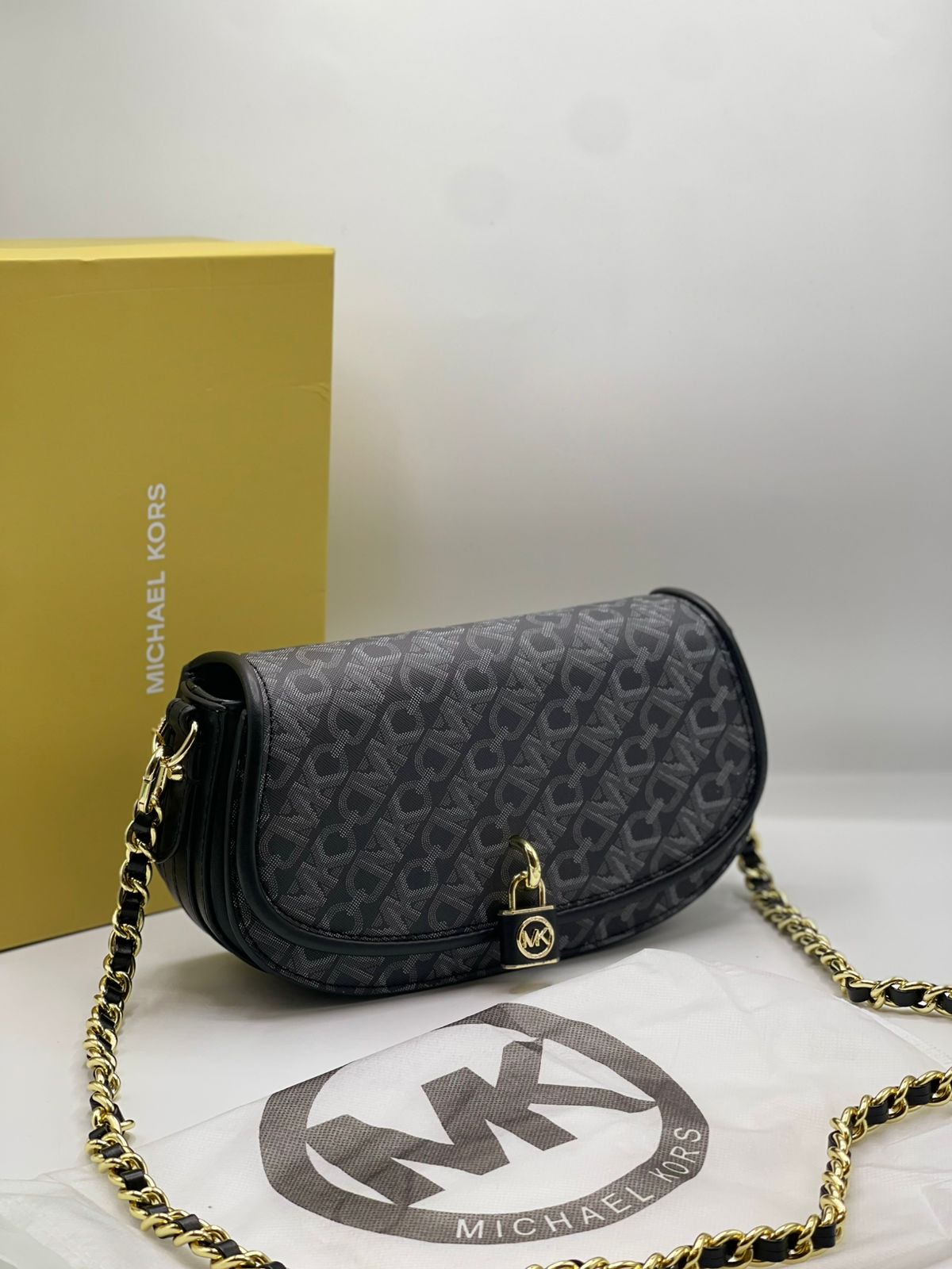 M-I-C-H-A-E-L K-O-R-S Crossbody Women Bag – Classic Edition (Black)