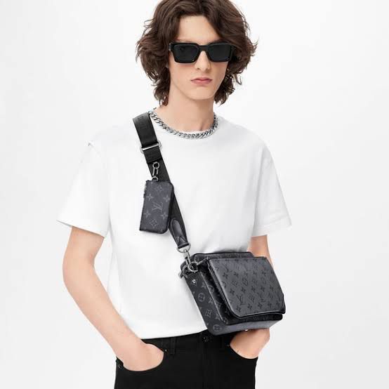 L-O-U-I-S V-U-I-T-T-O-N Trio Messenger Women Bag – Unisex Edition (Black/Grey)