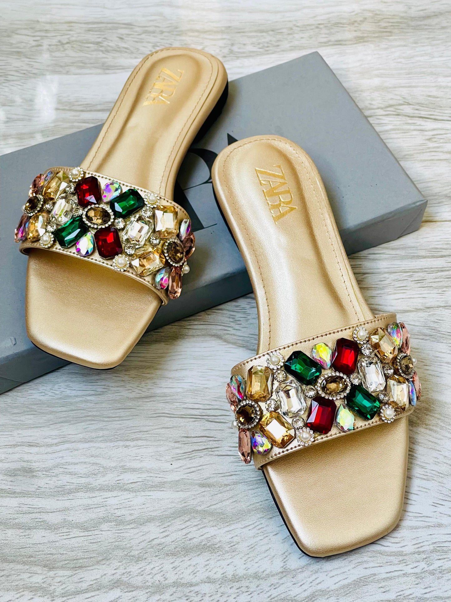 Z-A-R-A Stones Bunch Flats – Sparkle Comfort Women Footwear (Gold)