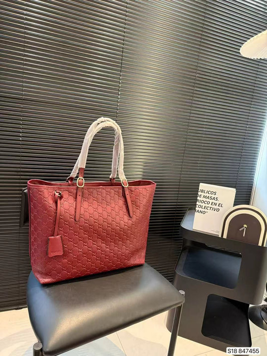 G-U-C-C-I Emblem Medium Tote – Signature Carry Women Bag (Maroon)