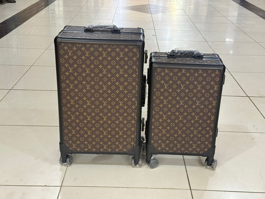 L-O-U-I-S V-U-I-T-T-O-N Monogram Luggage Bags – Travel Luxe Collection (Brown)