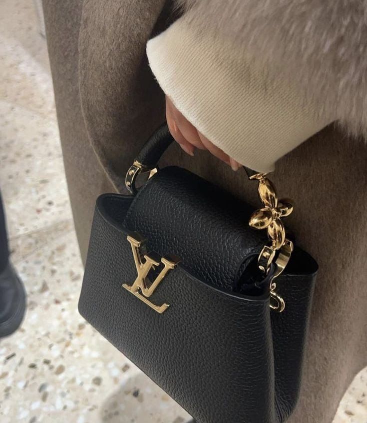 LOUIS VUITTON Women Bag – AAA Swiss Copy (Black)