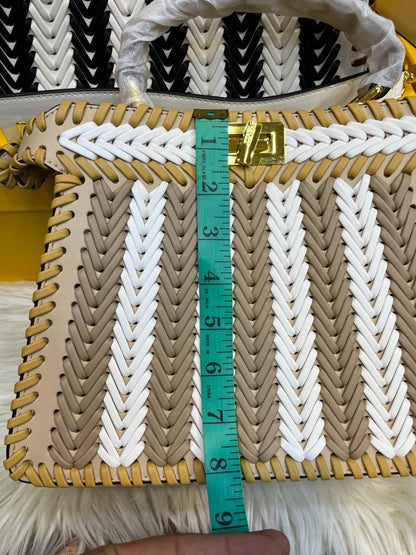 FENDI ICONIC PEEKABOO ISEEU LEATHER – Women Bag (Black White)