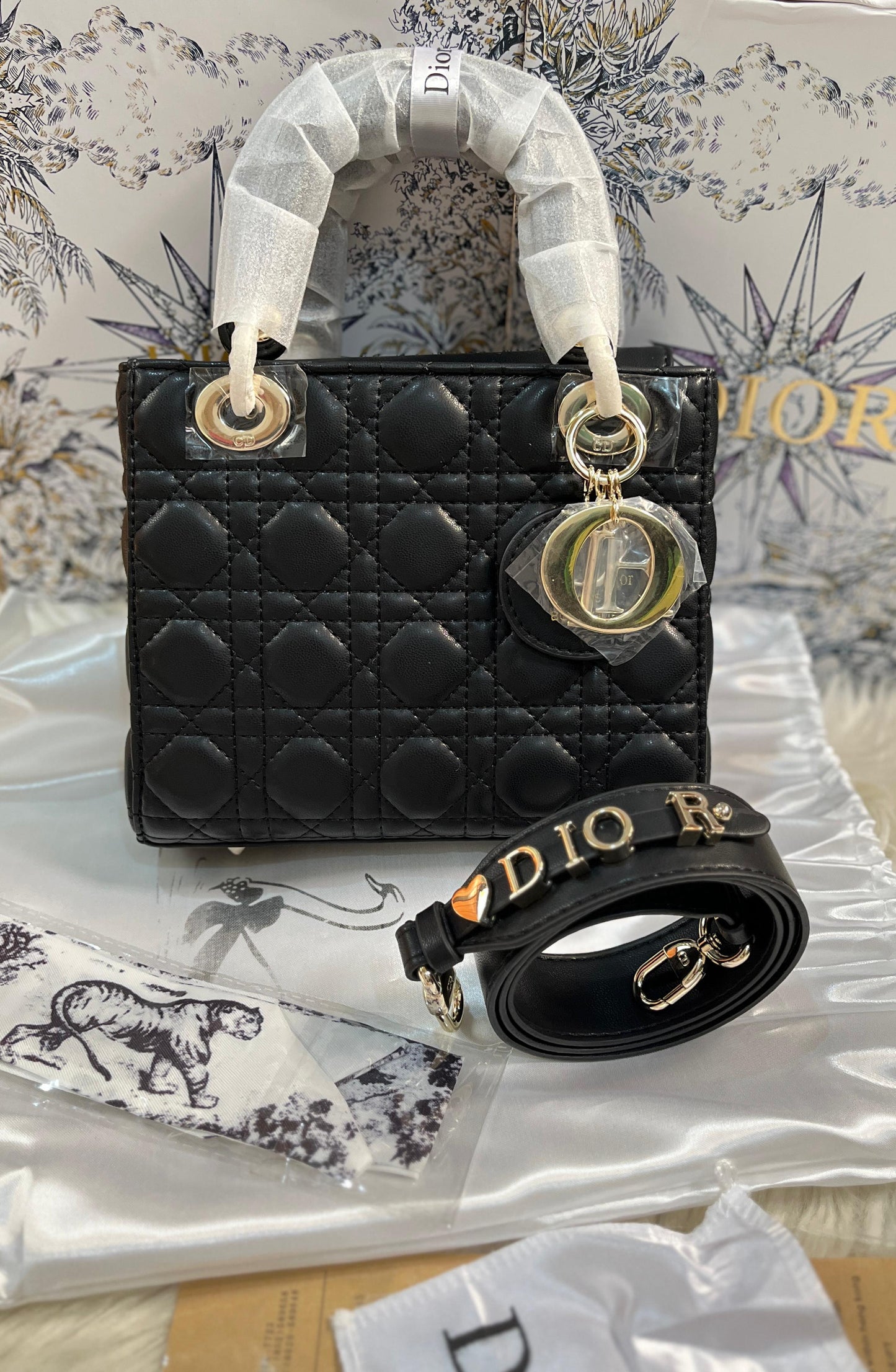 DIOR LADY DIANA FOUR-GRID – Women Handbag (Black)