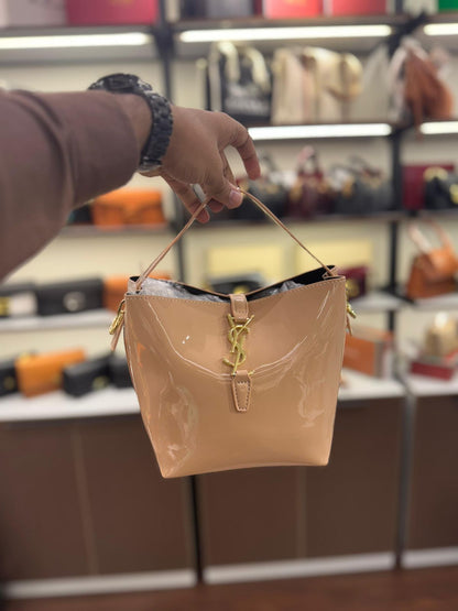 YSL Saint Laurent – Le 37 Bucket Bag (Beige)
