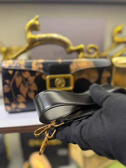 L-A-N-V-I-N Women’s Rateau Pencil Cat Leather Shoulder Bag – Luxury Mini Handbag (Black Gold)