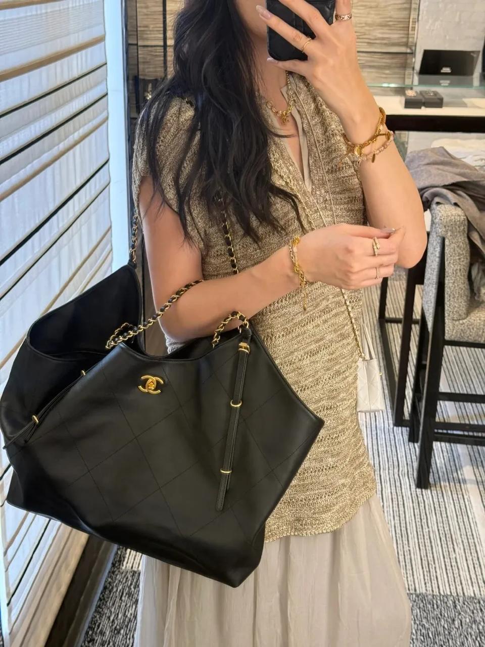 C-H-A-N-E-L 25S MAXI TOTE BAG – Women Bag (Black)