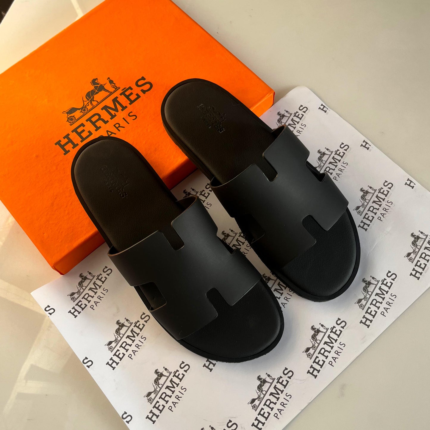 Hermès Izmir Sandal – Gents Men Sandal | Premium Quality (Black)
