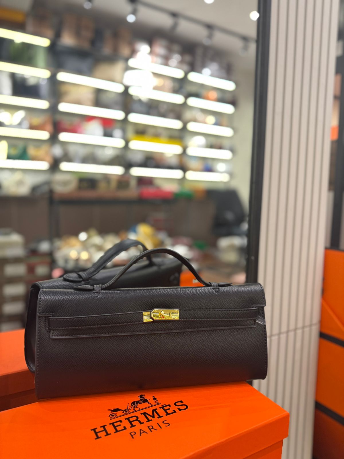 HERMÈS Kelly Cut Clutch – Luxury Women Bag in Gold-Toned Hardware | Premium Quality (Black)