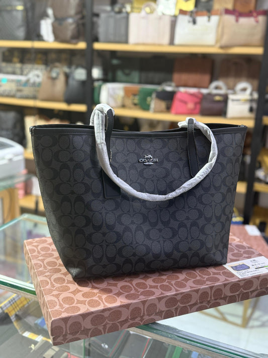 C-O-A-C-H City Tote Bag – New Design Premium Women Tote Bag | Official Model (Black)