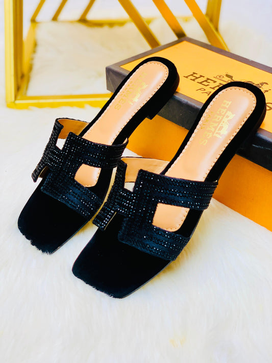 HERMES RESTOCK – Women Flat Slippers (Black)