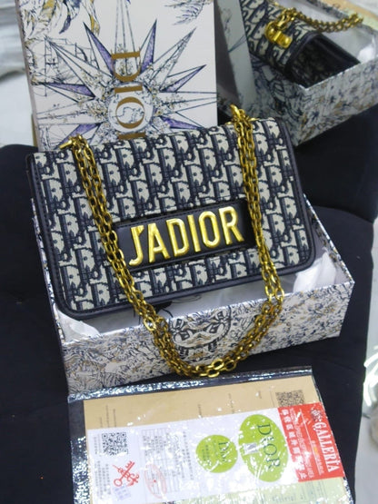 J’ADIOR Series – Medium Bag (Black)