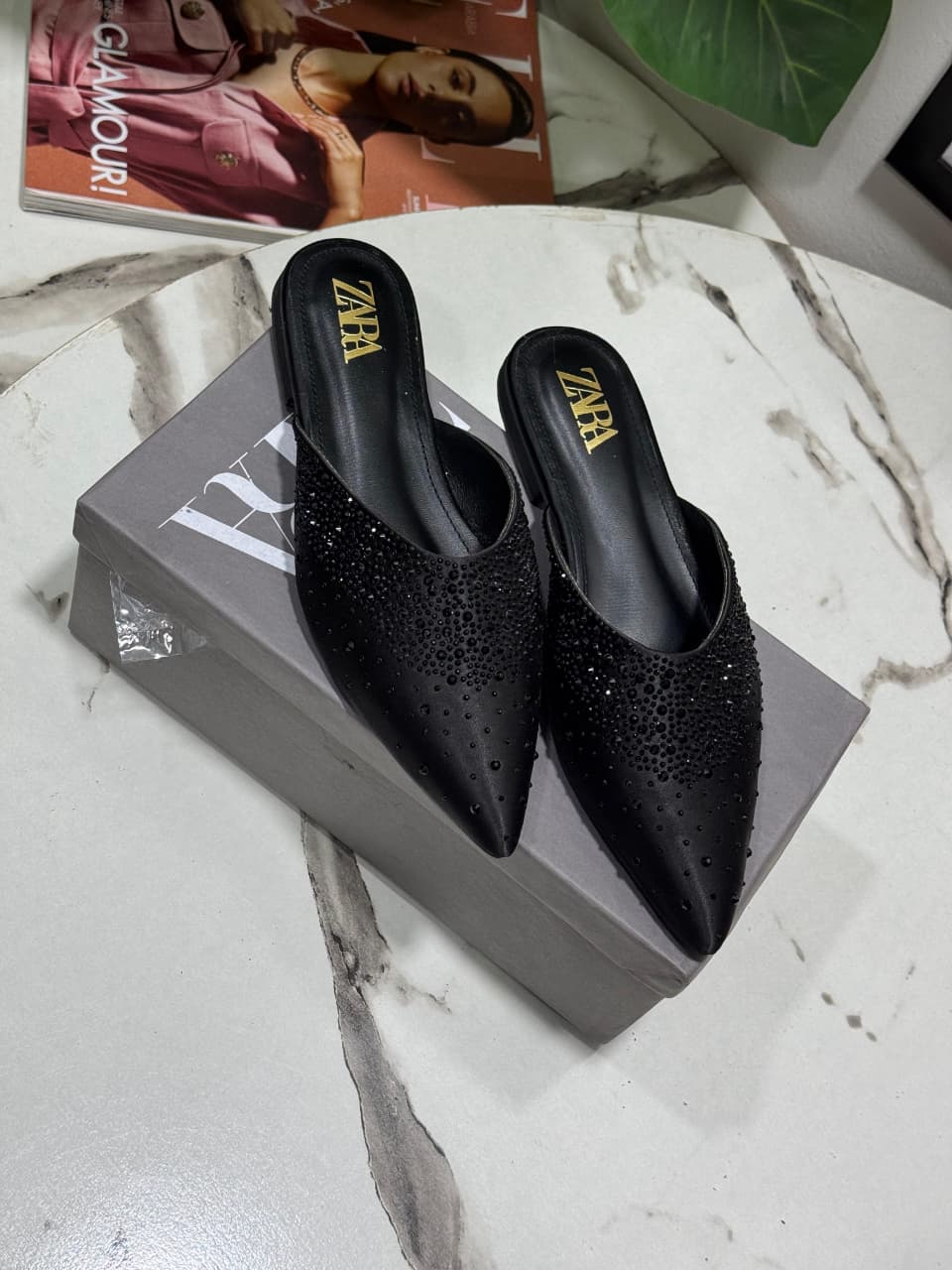 ZARA STONE FLAT – Women Rhinestone Slippers (Black)