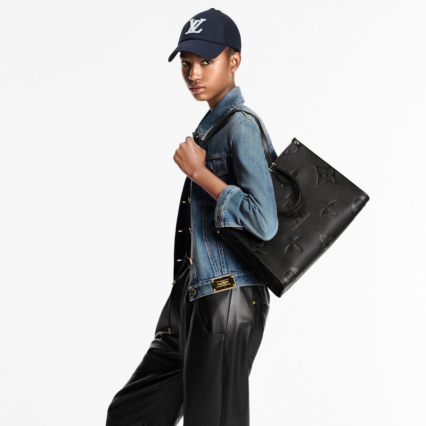 LOUIS VUITTON – ONTHEGO MM TOTE BAG (Black)