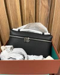 LORO PIANA Extra Pocket L19 Handbag (Black)