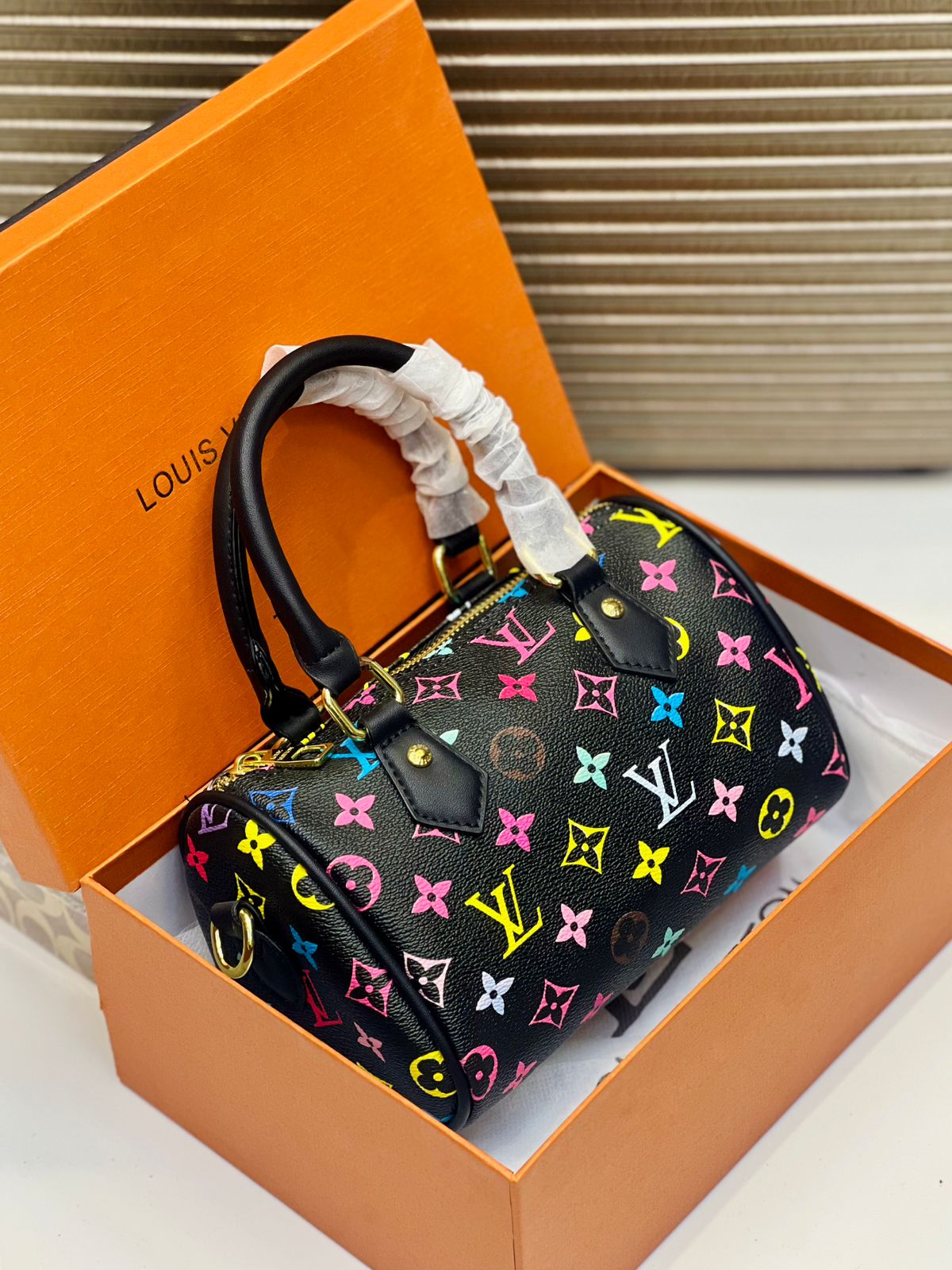 L-O-U-I-S V-U-I-T-T-O-N Duffle Bag – Premium Travel & Gym Bag | New Stock (Black with Mix colours)