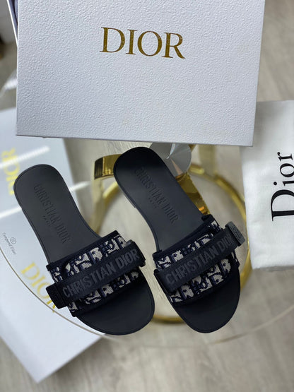 Christian Dior Flat Slippers – Women Bag Footwear Collection (Black & White Design A)