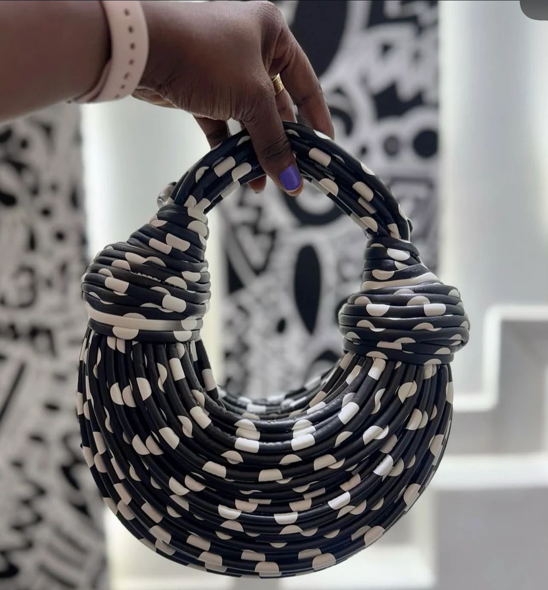 BOTTEGA VENETA Double Knot Women Bag – Premium Handbag with Signature Knotted Design (Black & White Design A)