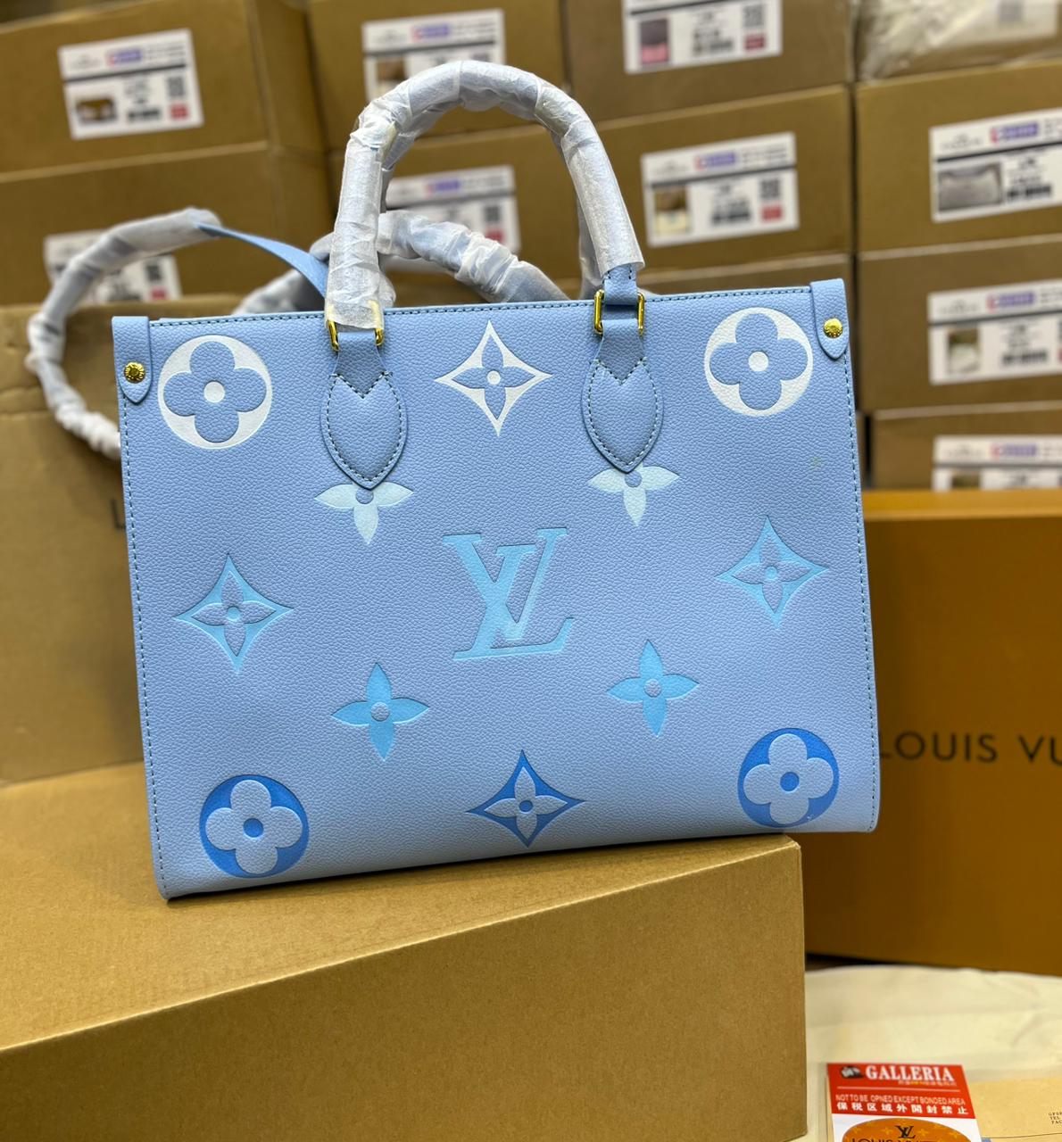 LOUIS VUITTON – ONTHEGO MM TOTE BAG (Sky Blue)
