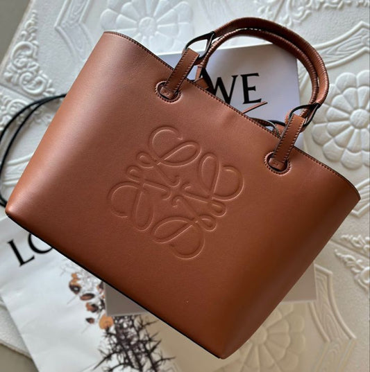 L-O-E-W-E TOTE MASTER SERIES LEATHER – Women Bag (Brown)