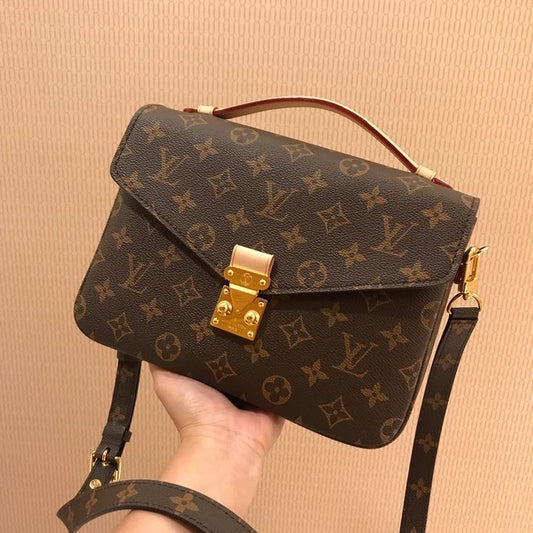 LOUIS VUITTON – Luxury Leather Women Bag (Brown)