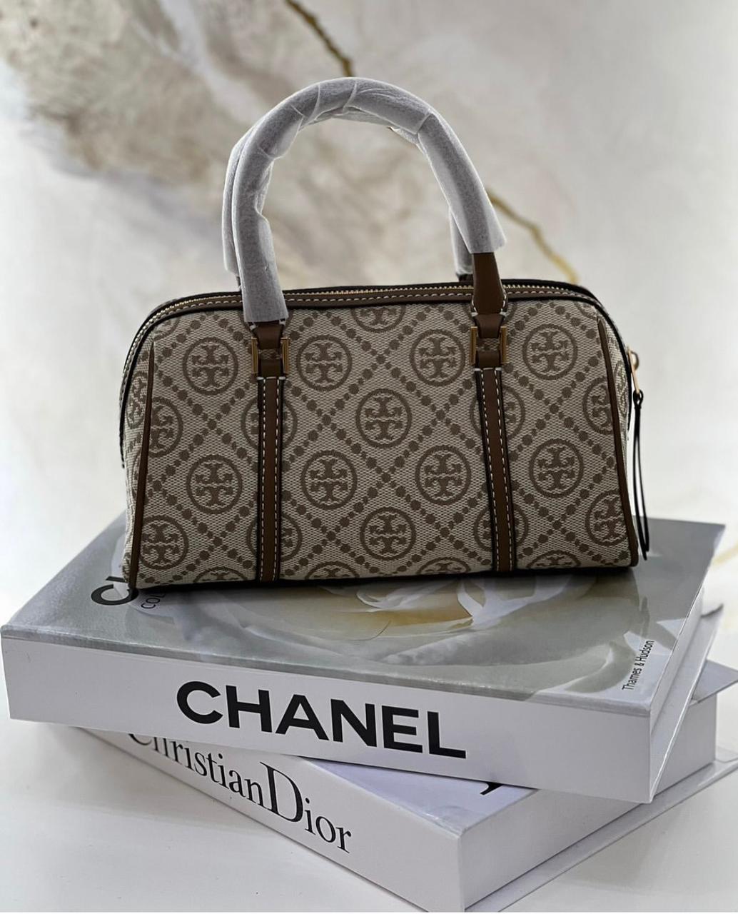 T-O-R-Y B-U-R-C-H T Monogram Petite Barrel Bag – Women Mini Crossbody Bag (Brown with Off White)