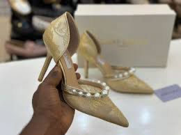 J-I-M-M-Y C-H-O-O AURELIE 85 PEARL-EMBELLISHED HEEL PUMPS – WOMEN SHOES (Golden Beige)