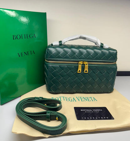 BOTTEGA VENETA Bang Bang Intrecciato Leather Vanity Case – Women Bag (Green)