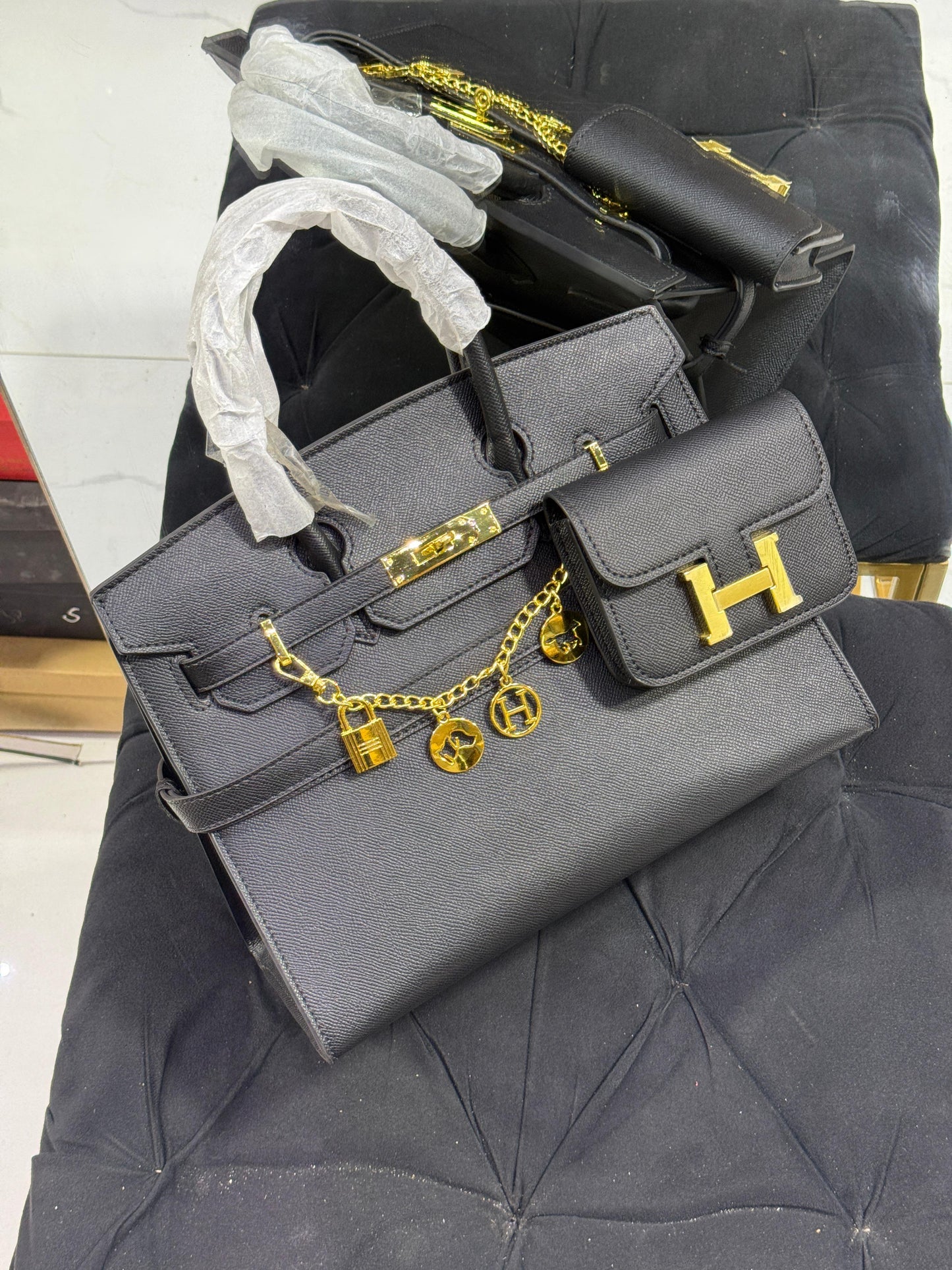 H-E-R-M-E-S Luxury Women Bag – Master Series (Black)