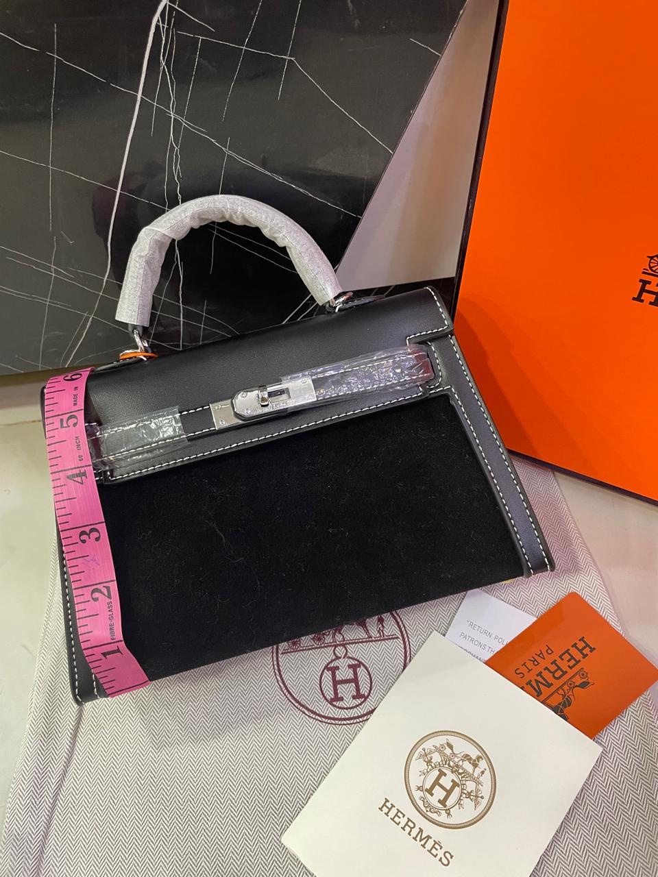 H-E-R-M-E-S P-A-R-I-S Crossbody Bag – Master Copy Premium Women Bag (Black)